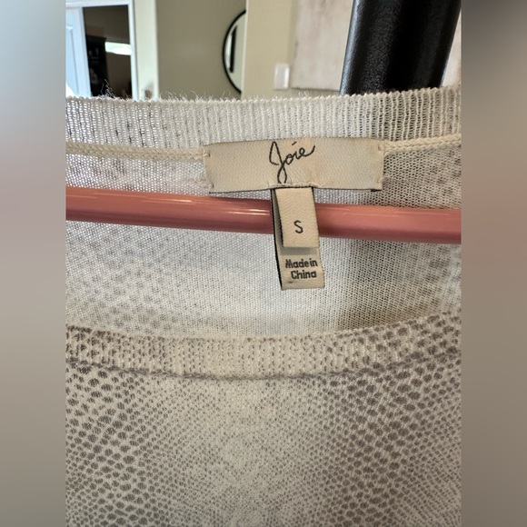 Sweater - Picture 2 of 2